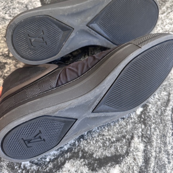 Louis Vuitton Damier Graphite Pattern Nylon Sneakers - Picture 11 of 11